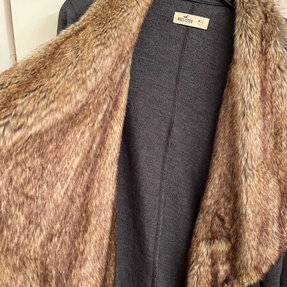 Lightweight jacket - Picture 2 of 2